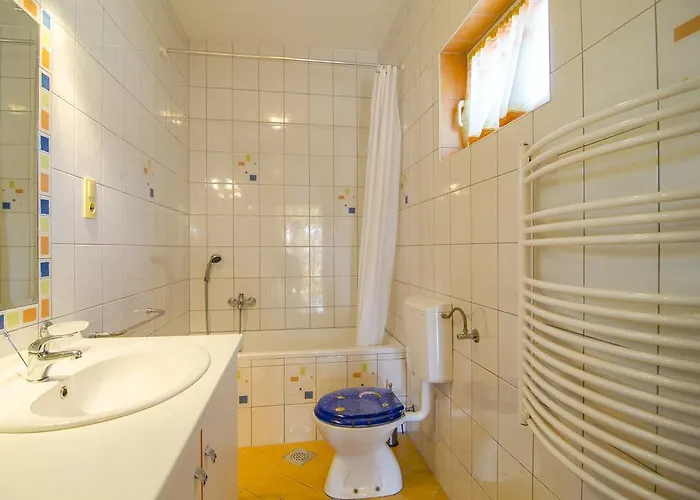 Apartment Music School *