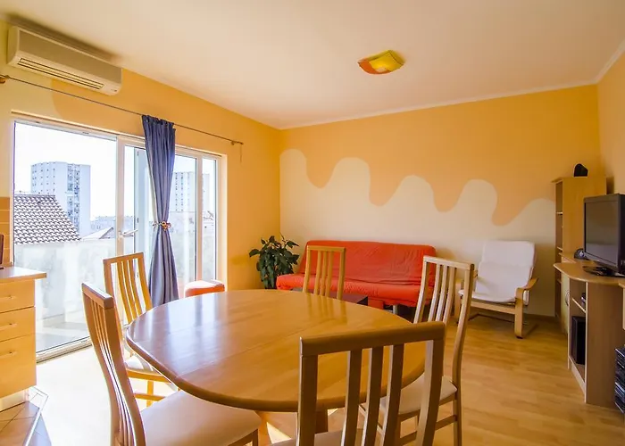 Apartment Music School Split