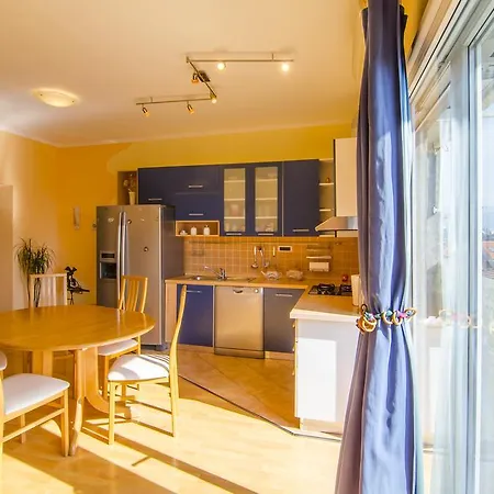 Music School Apartament Split